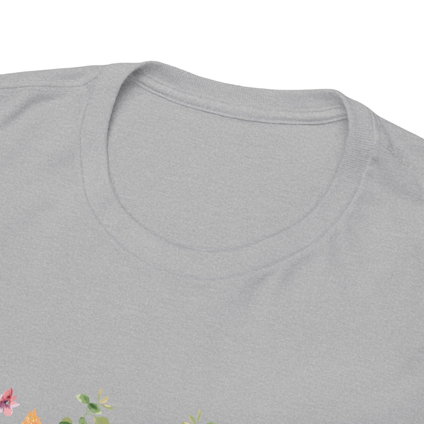 Camiseta playera con mensaje bíblico cristiano, unisex 100% algodón grueso, diseño original floral. "Dios es un artista". Amplia variedad