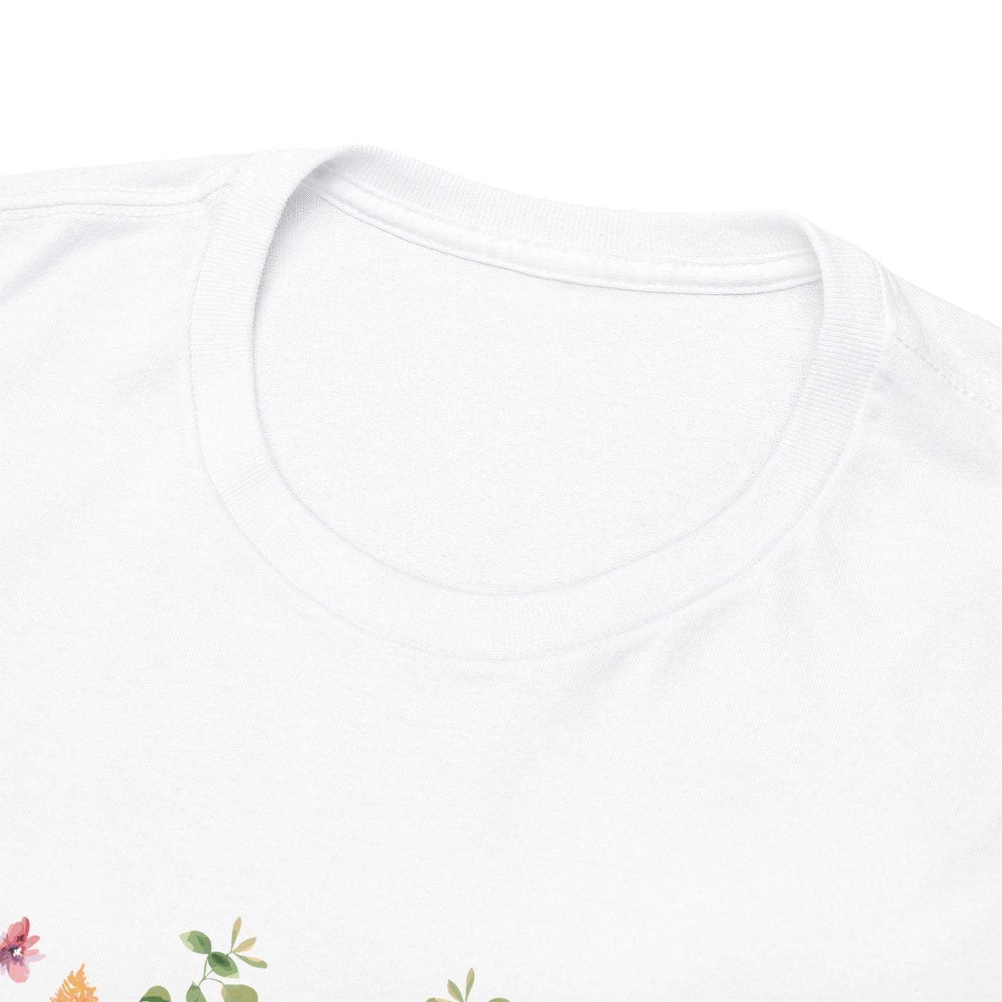 Camiseta playera con mensaje bíblico cristiano, unisex 100% algodón grueso, diseño original floral. "Dios es un artista". Amplia variedad