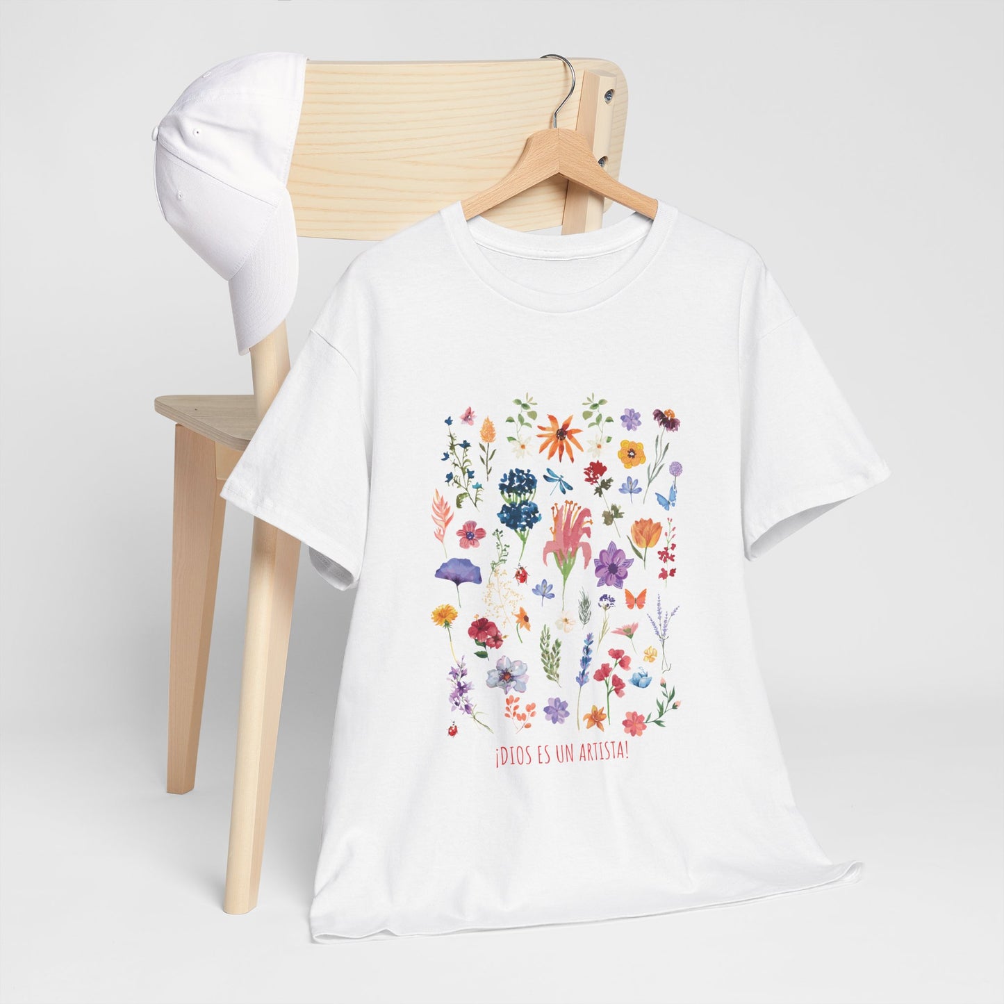 Camiseta playera con mensaje bíblico cristiano, unisex 100% algodón grueso, diseño original floral. "Dios es un artista". Amplia variedad